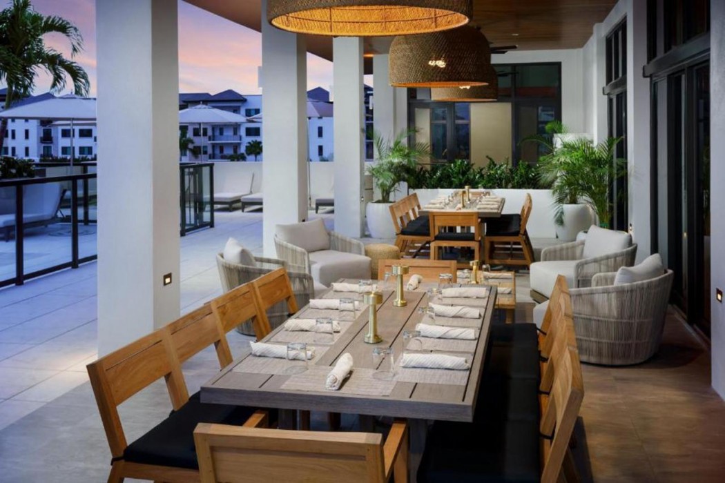 AC Hotel by Marriott Naples 5th Avenue 14/16
