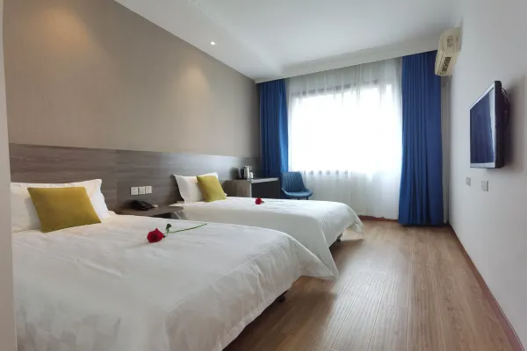 7 Days Inn(Chongqing Hechuan store) 8/9