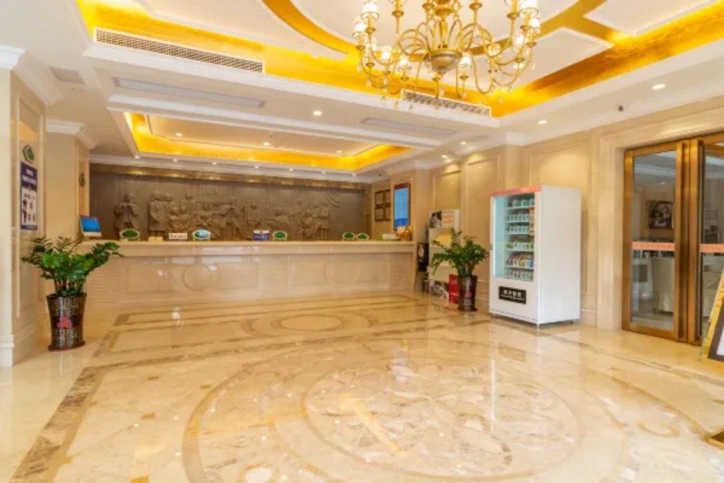 Vienna Classic Hotel (Huizhou Dahuxi) 5/39