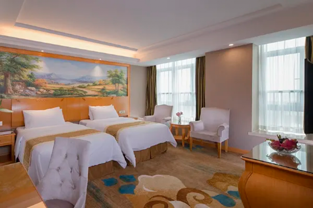 Vienna Hotel (Zhongshan Ancient Town Haizhou) 19/58