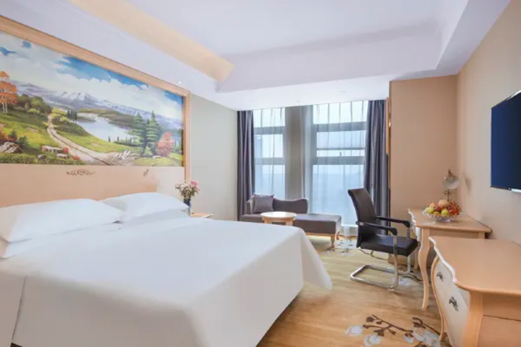 Vienna Hotel (Yixing High Speed Railway Station) 4/12