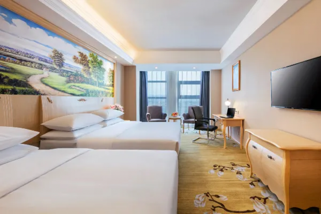 Vienna Hotel (Yixing High Speed Railway Station) 6/12