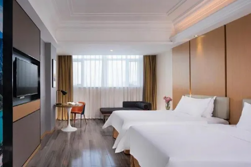 Vienna Hotel (Zhongshan Xiaolan Daxin) 6/24