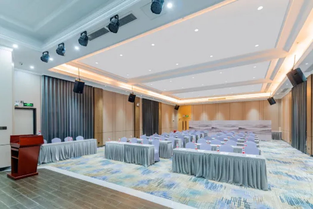 Vienna Hotel (Zhongshan Xiaolan High Speed Railway Station) 34/59