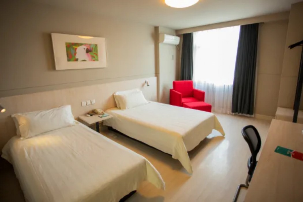 Jinjiang Inn (Zhengzhou North 3rd Ring Road Wenhua Road Shop) 6/10
