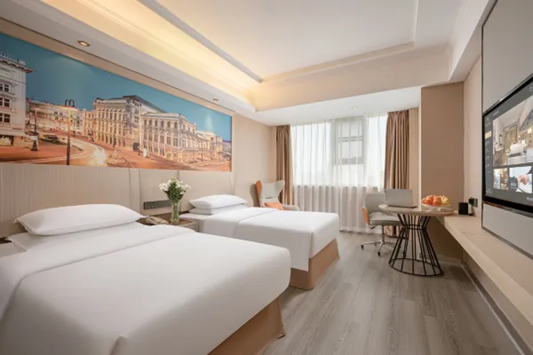 Vienna Hotel (Nanchang Bayi Square) 24/45