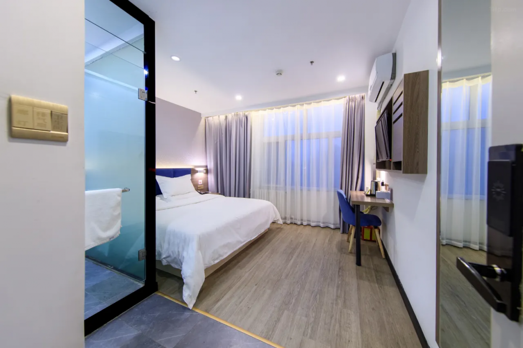 7 Days Inn (Beijing Shangdi Sports University & Qinghe City railway station) 28/55