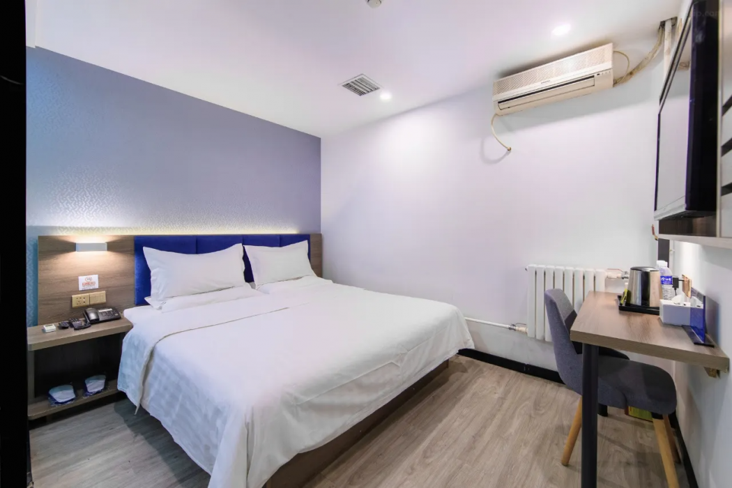 7 Days Inn (Beijing Shangdi Sports University & Qinghe City railway station) 25/55