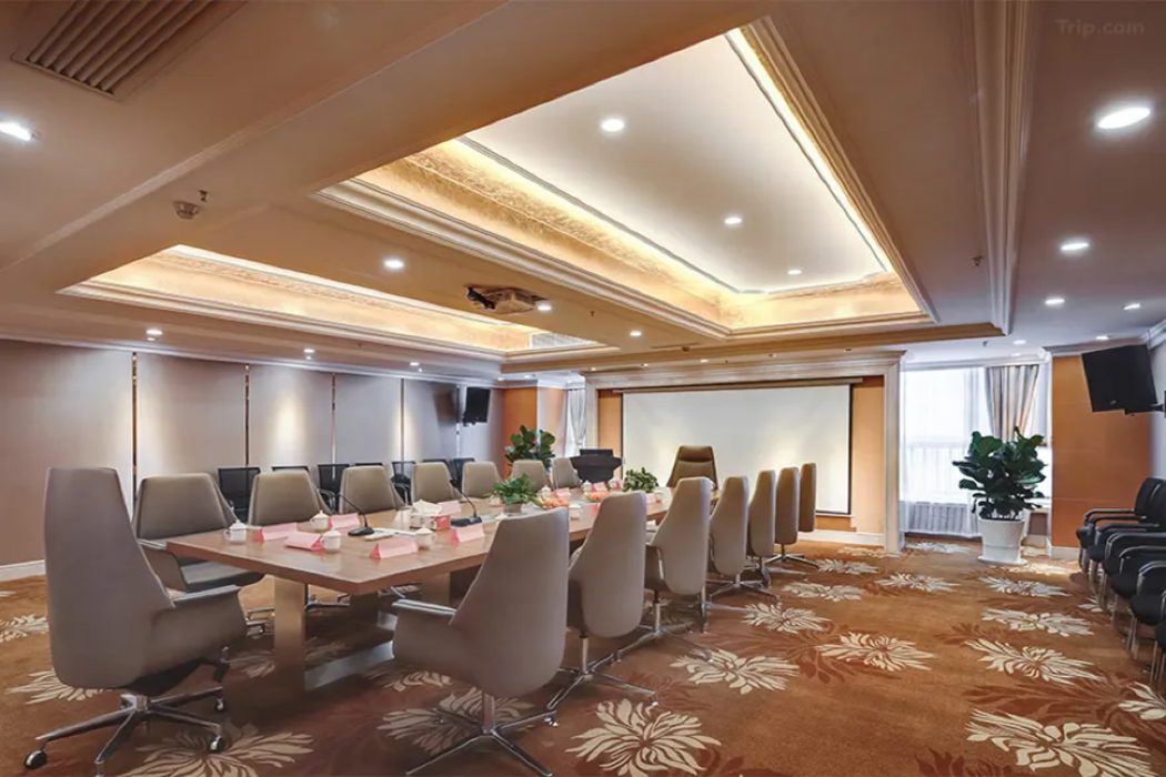 Vienna International Hotel (Wuxi Huishan Yanqiao Metro Station) 16/25