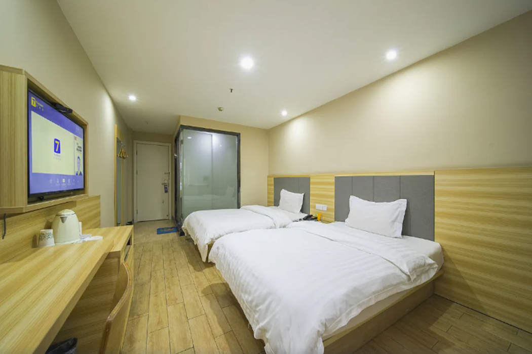 7 Days Inn (Changsha Yinpenling Liugoulong Metro Station) 15/44