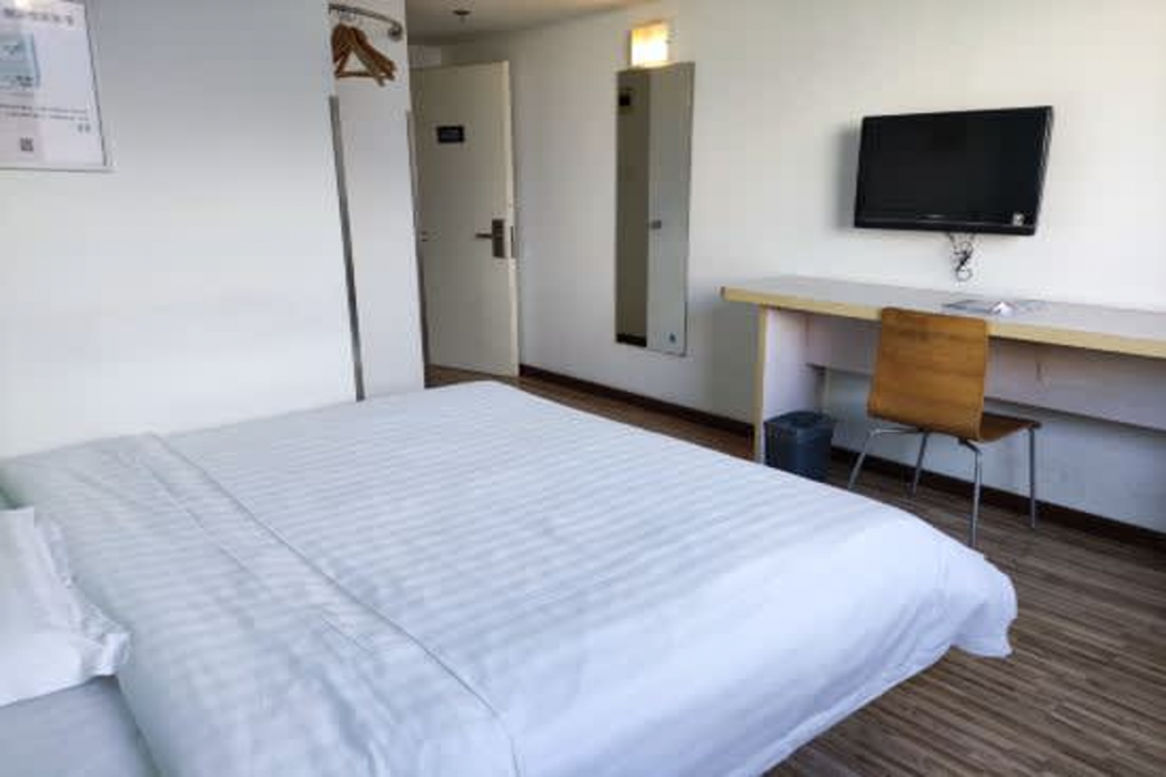 7 Days Inn (Beijing Lizeqiao) 5/28