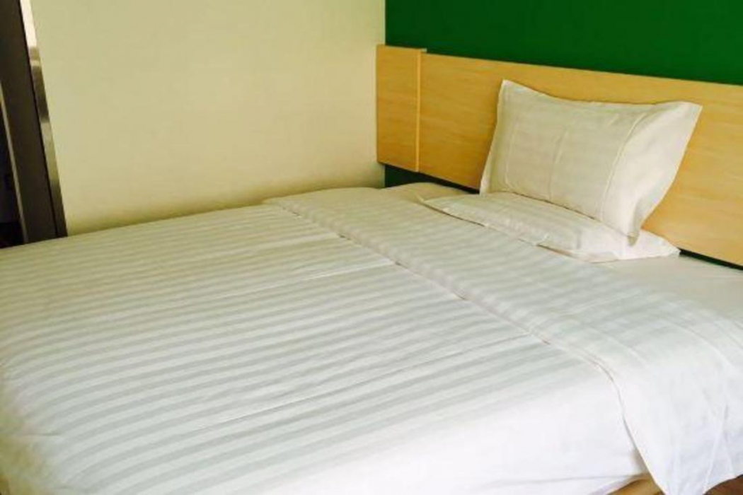 7 Days Inn (Beijing South Railway Station) 4/43