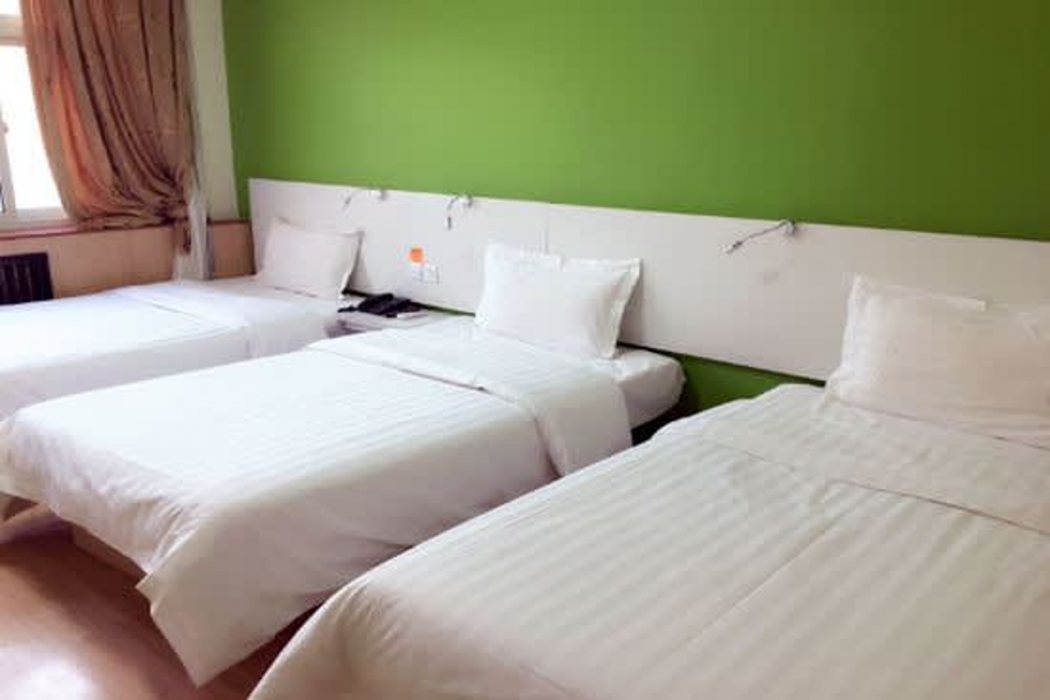 7 Days Inn (Beijing South Railway Station) 8/43