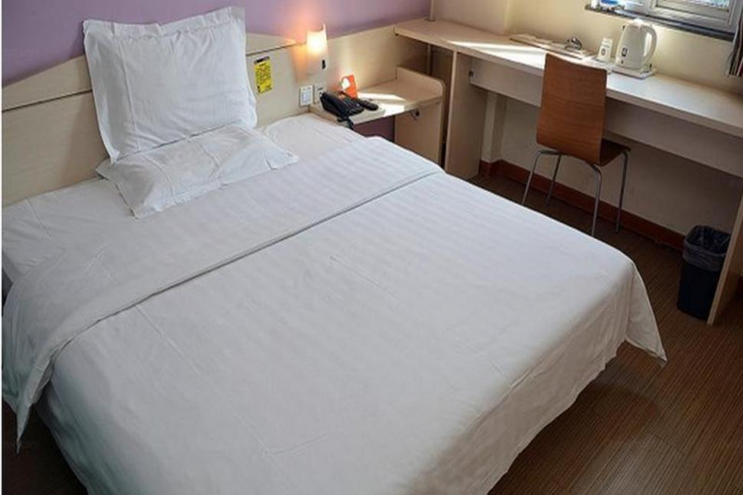7 Days Inn (Beijing Xiaocun Metro Station) 10/41