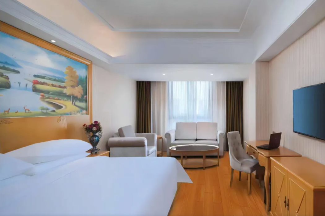 Vienna Hotel (Wuhu Chungu Park, Nanling) 9/28