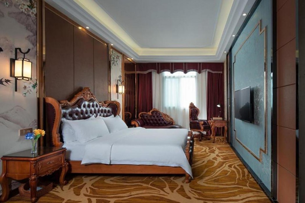 Vienna Hotel (Shantou Chaoyang Mianxi Road) 11/30