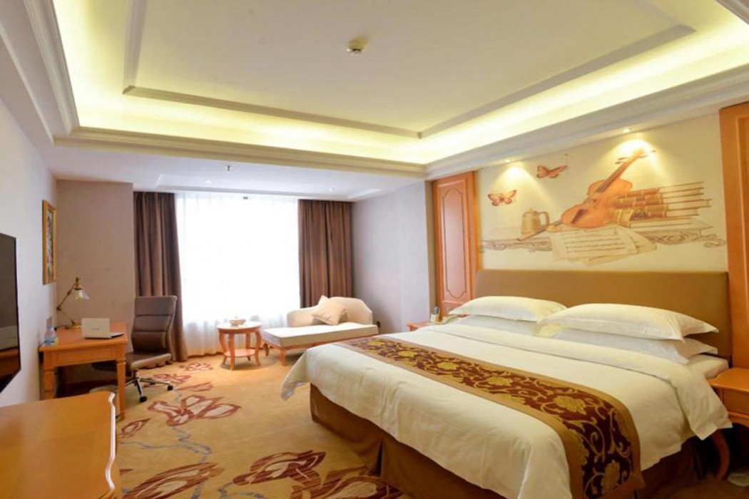 Vienna Hotel (Shantou Chaoyang Mianxi Road) 6/30