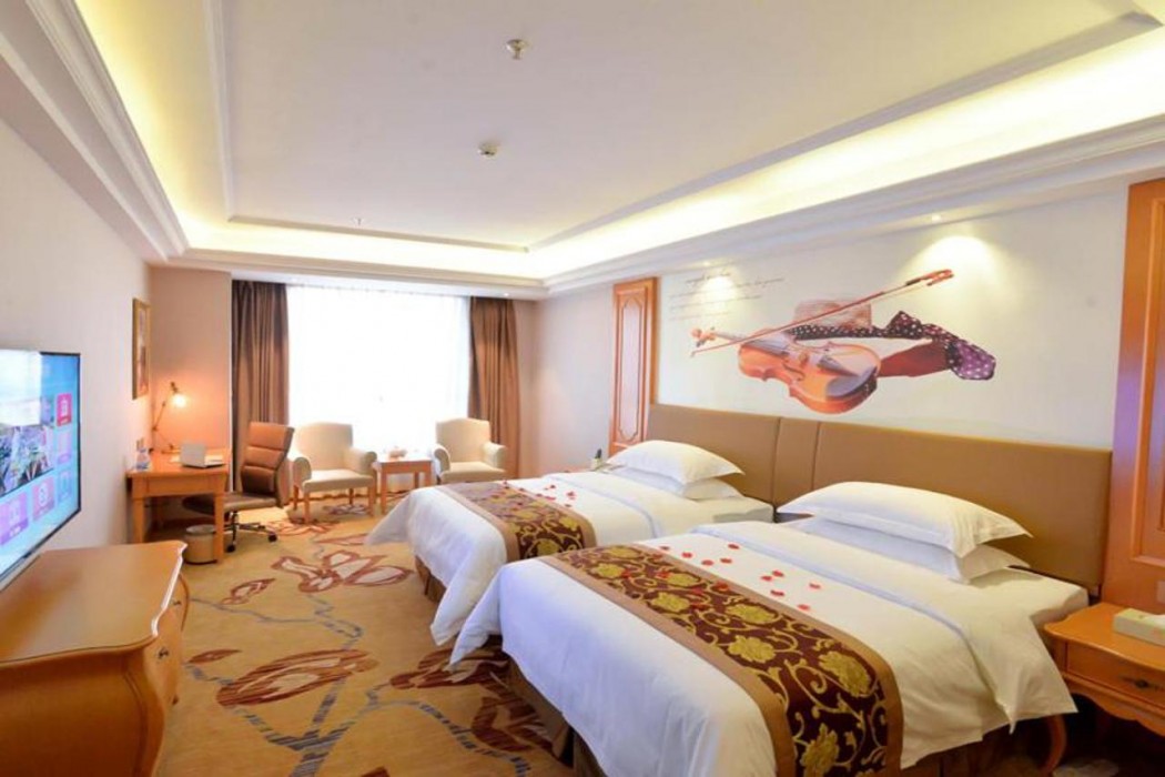 Vienna Hotel (Shantou Chaoyang Mianxi Road) 12/30