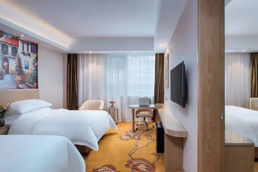 Vienna International Hotel (Haimen Pedestrian Street) 15/40
