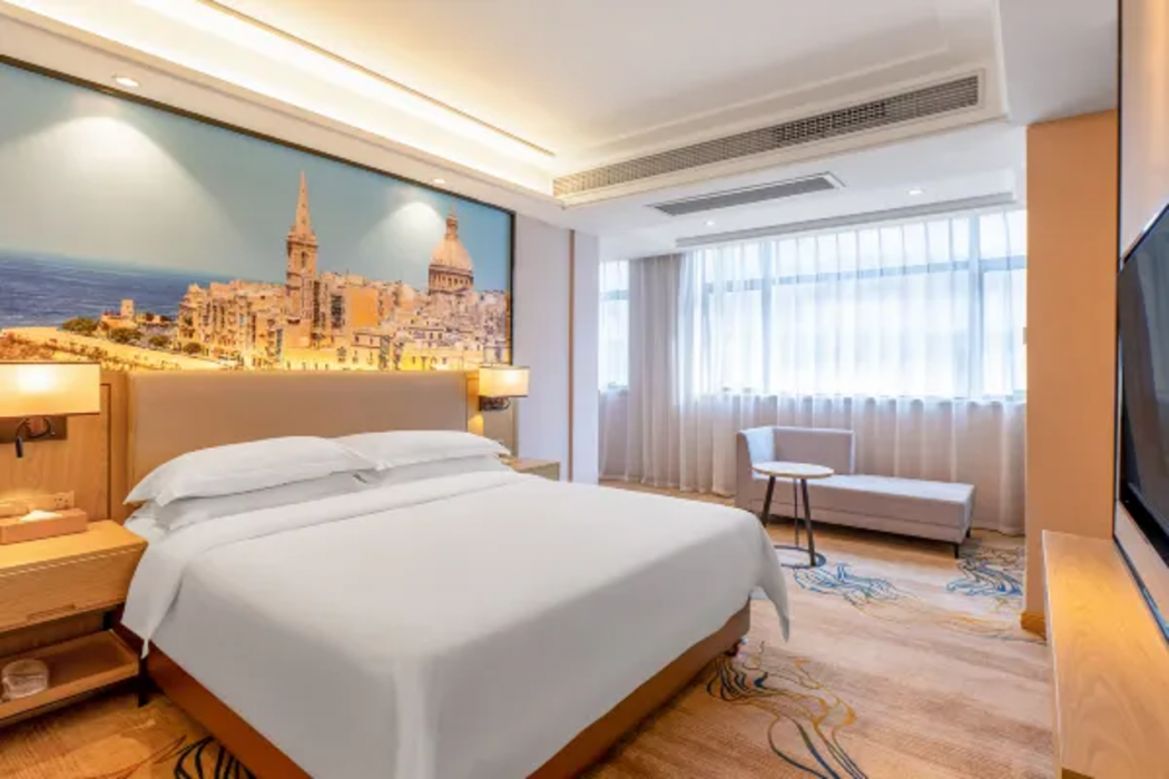 Vienna Hotel (Shantou Convention and Exhibition Center) 25/54