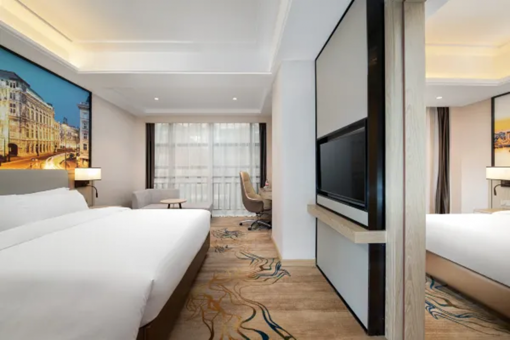 Vienna Hotel (Shantou Convention and Exhibition Center) 24/54