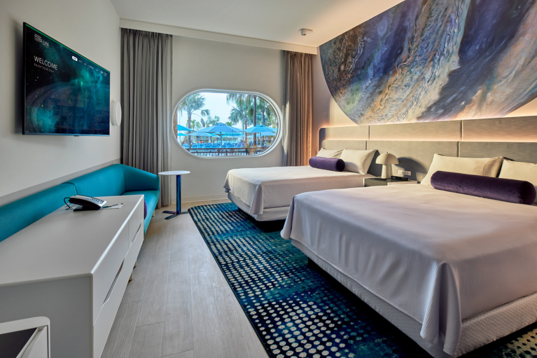Universal's Terra Luna Resort 4/9