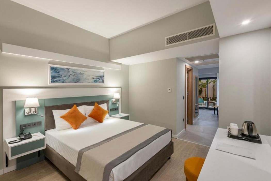 Arcanus Trendline Resort Side 18/65