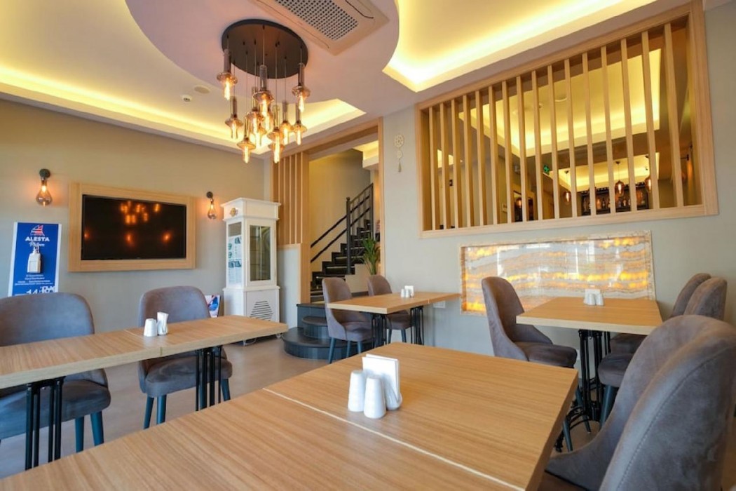 Alesta Midtown 38/57