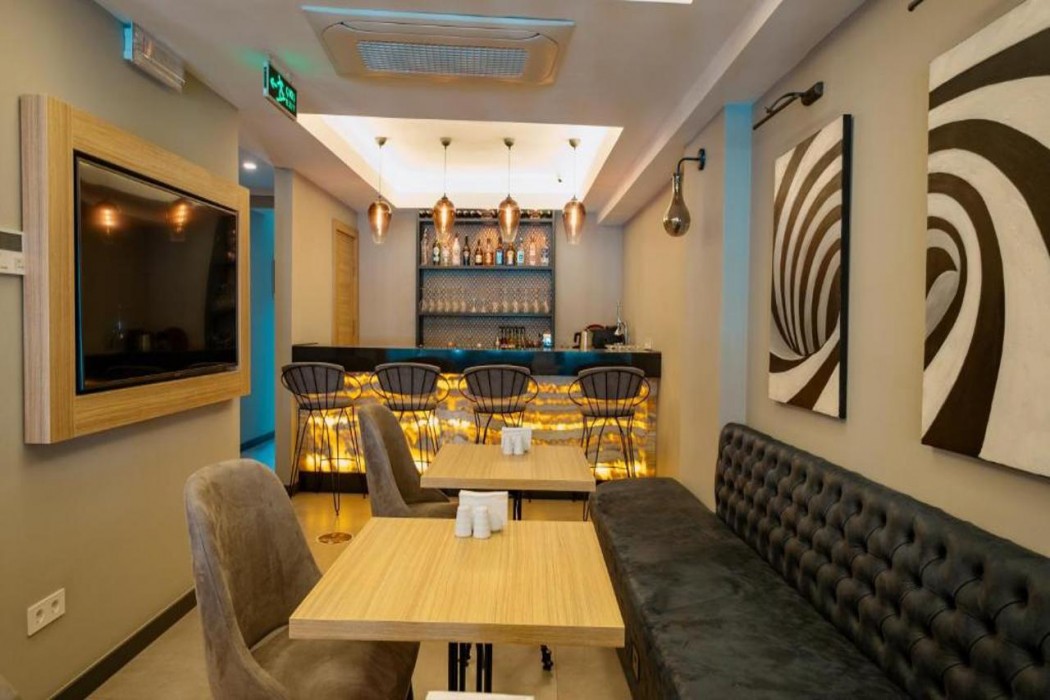 Alesta Midtown 37/57