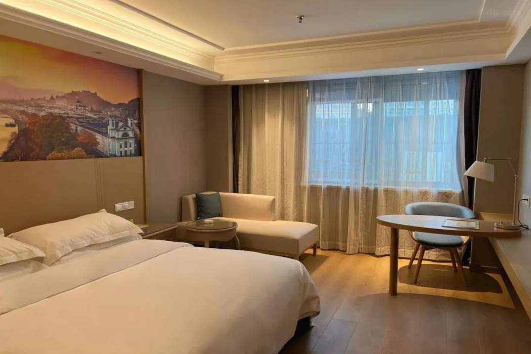 Vienna Hotel (Nantong Tongzhou Bus Station) 6/26