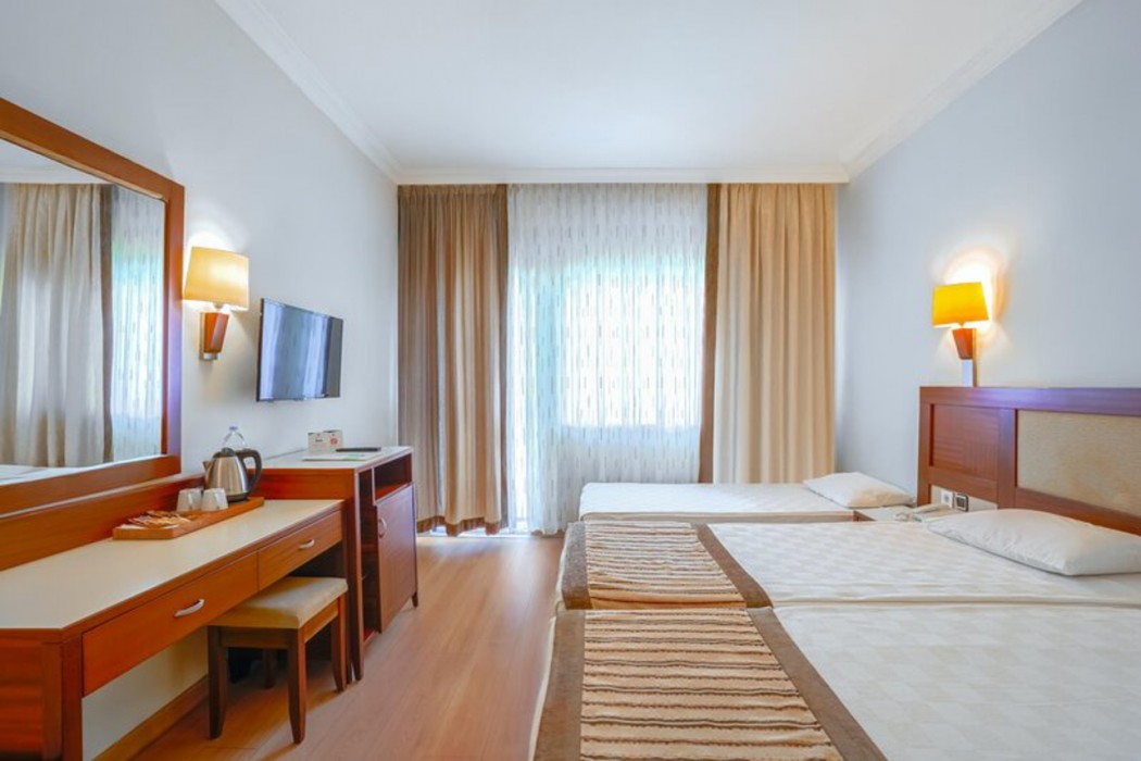 Sural Hotel 13/63