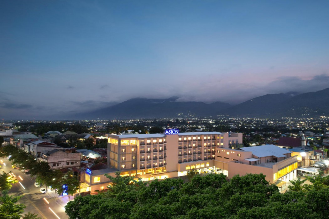 Aston Palu Hotel and Conference Center