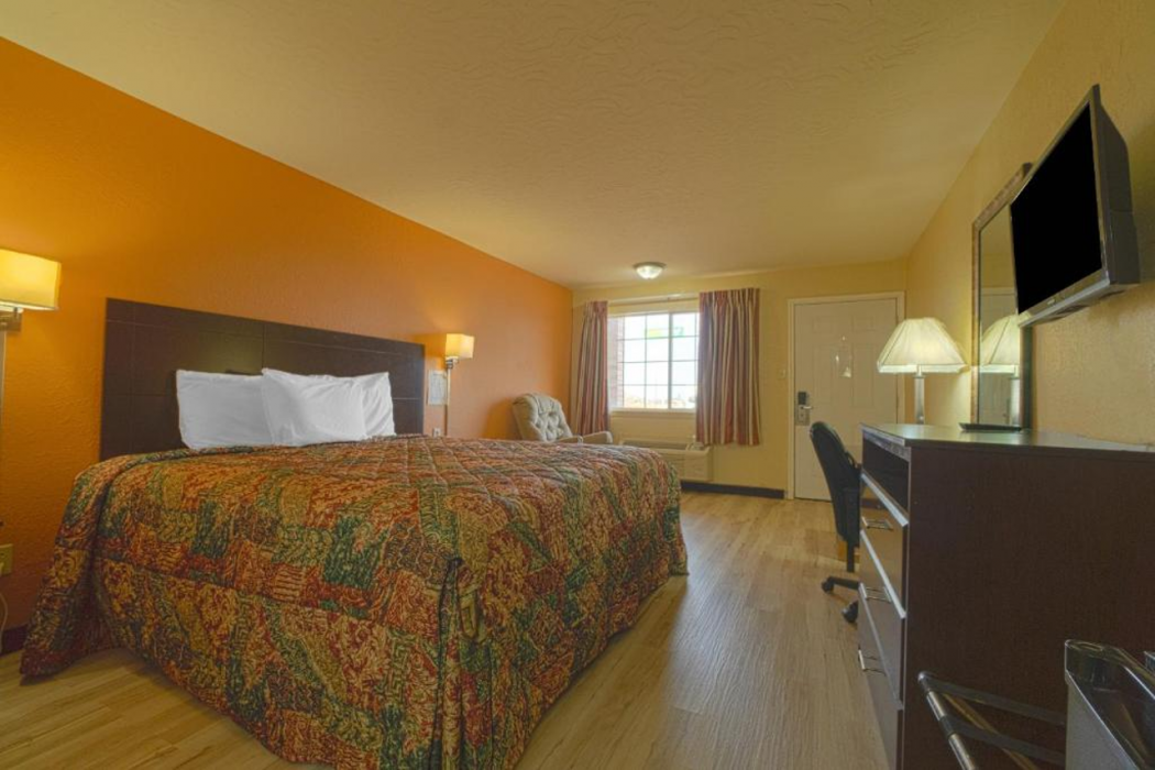 Stamford Inn By OYO 12/40