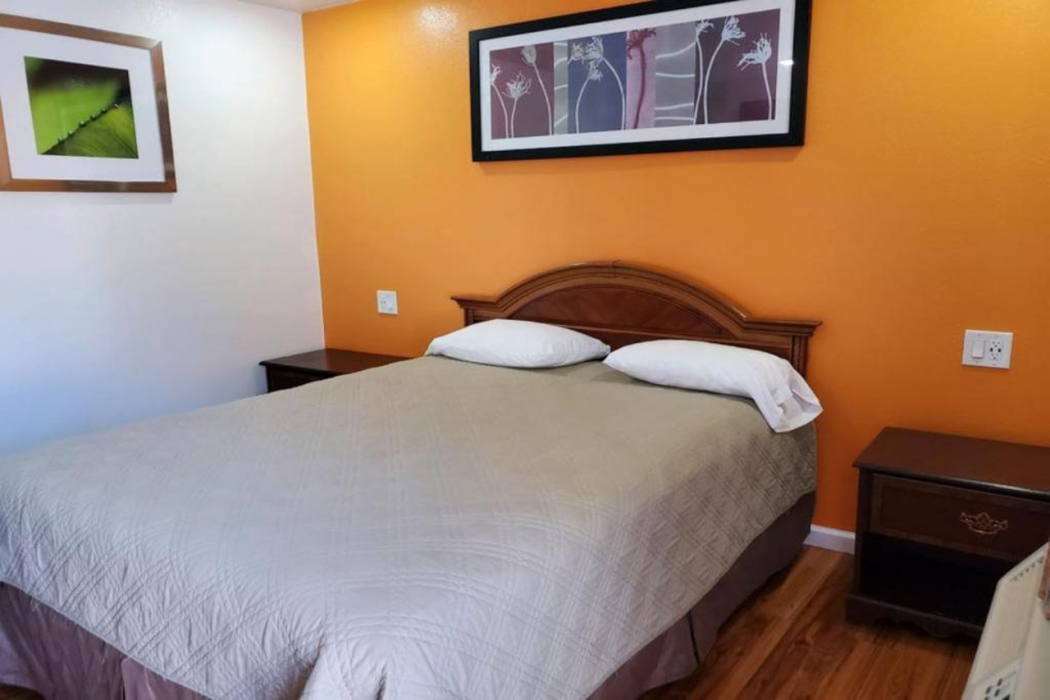 Premier Inn & Suites 11/19