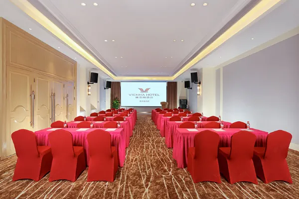 Vienna Hotel (Lingao store) 29/50