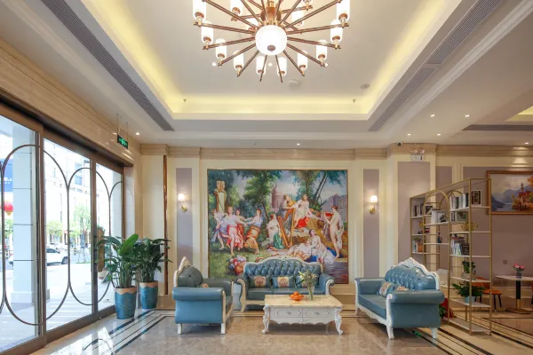 Vienna Hotel (Lingao store) 9/50