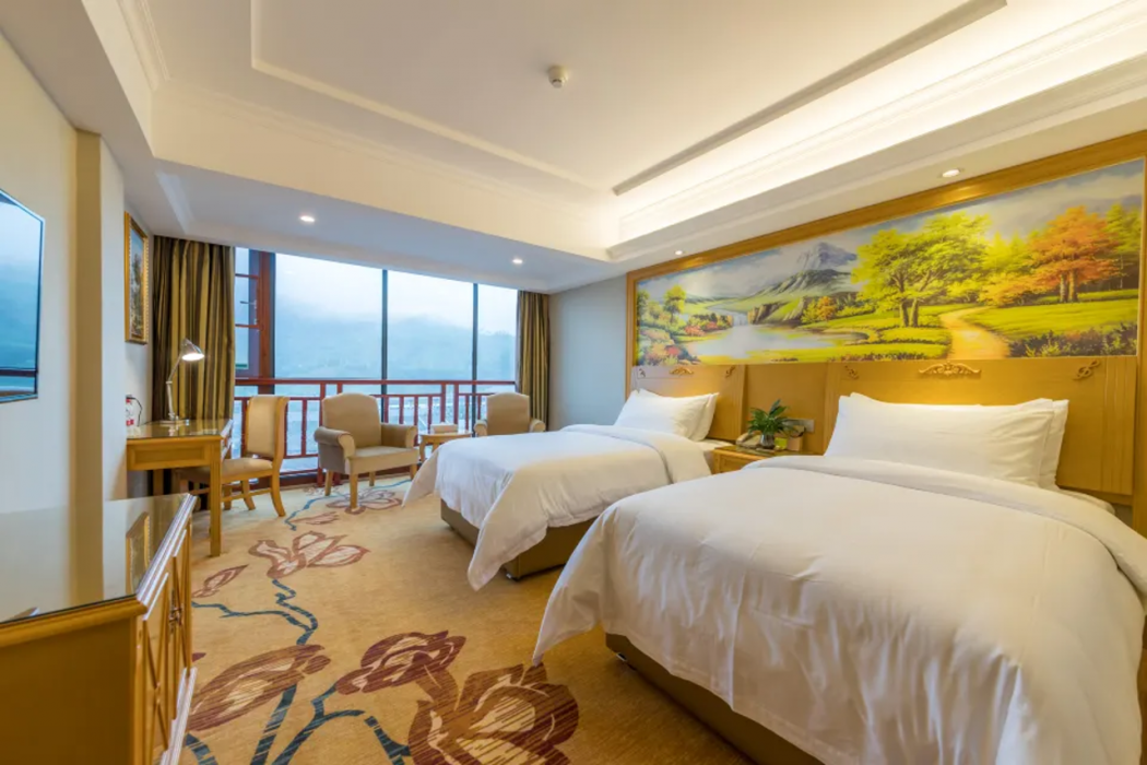 Vienna Hotel (Yongfu South High Speed Railway Station) 9/15