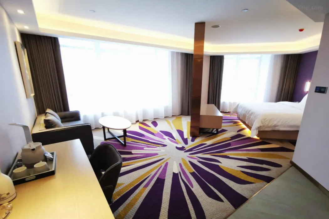 Lavande Hotel (Chongzhou Wanda Plaza) 20/51