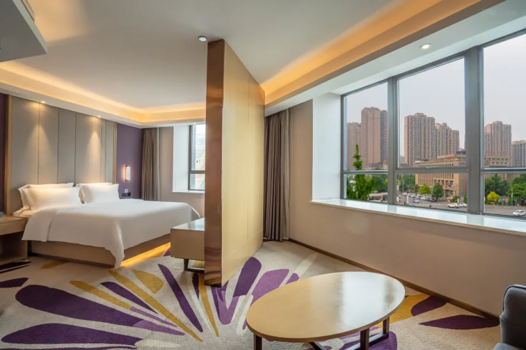 Lavande Hotel (Chongzhou Wanda Plaza) 18/51