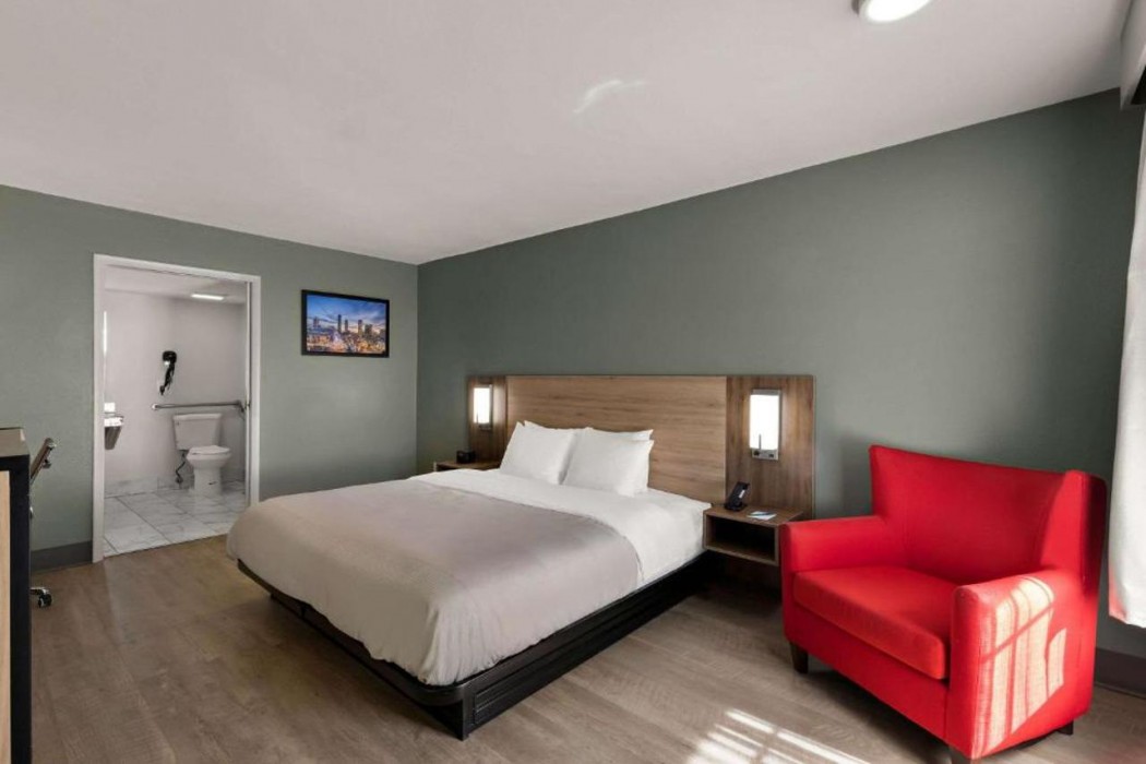 Quality Inn Monroe, GA 11/33
