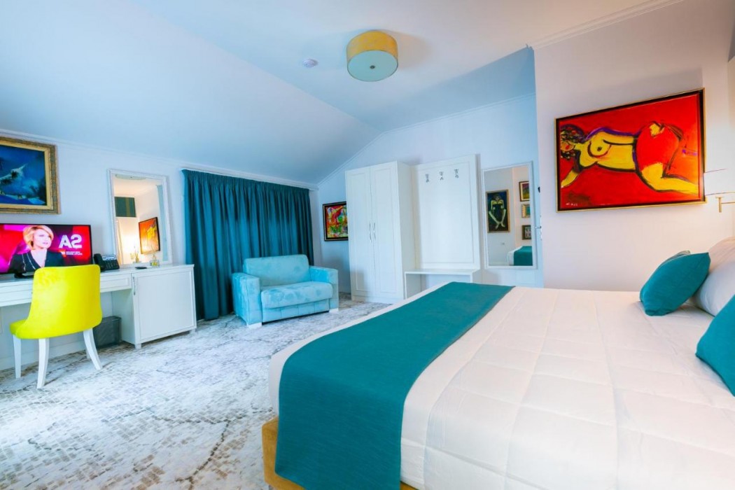 Art Hotel Tirana 6/10