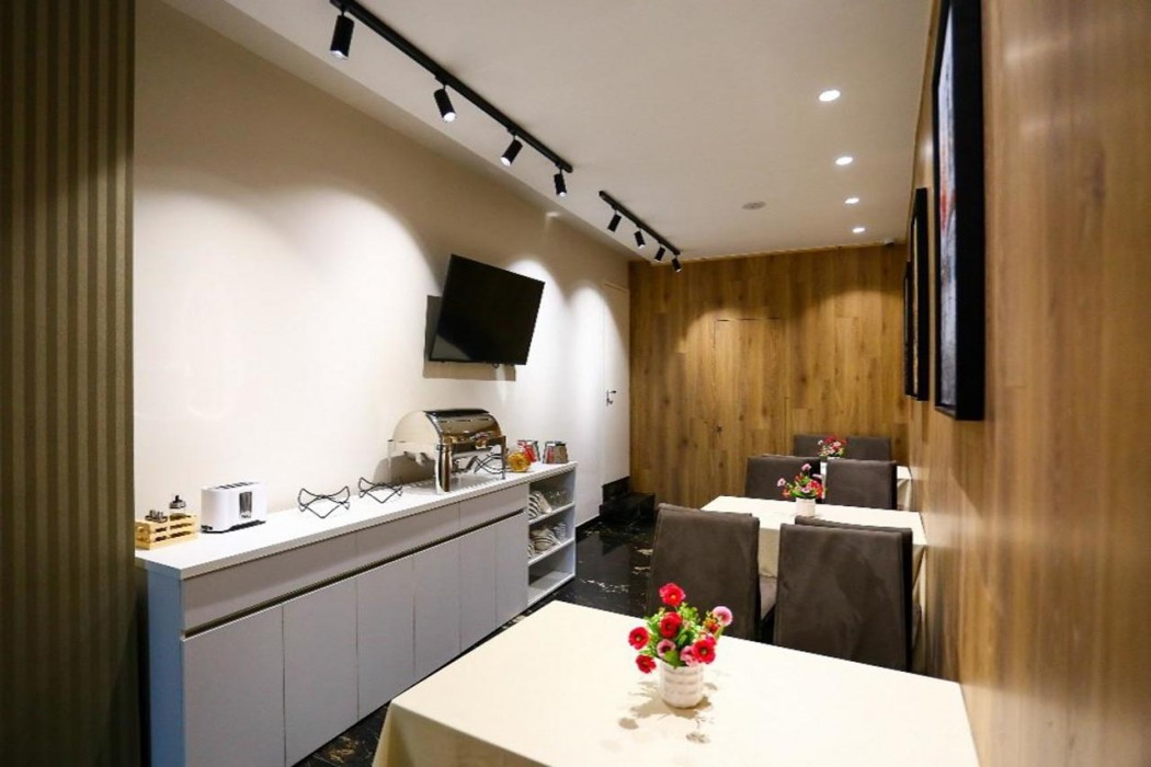 Emerald Boutique Hotel 35/47