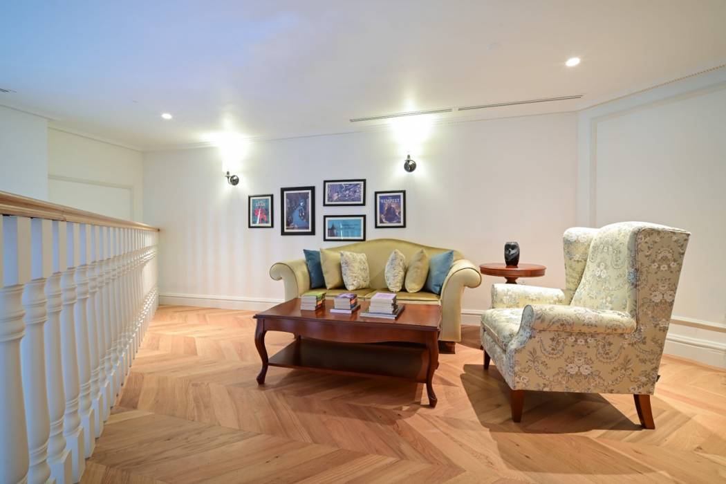 21 High Street Residence 8/19