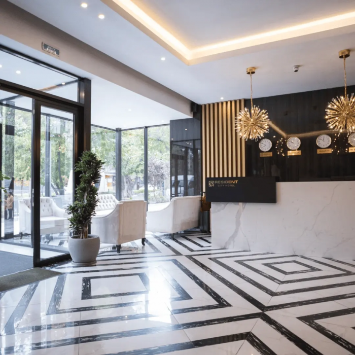 Resident City Hotel 11/61