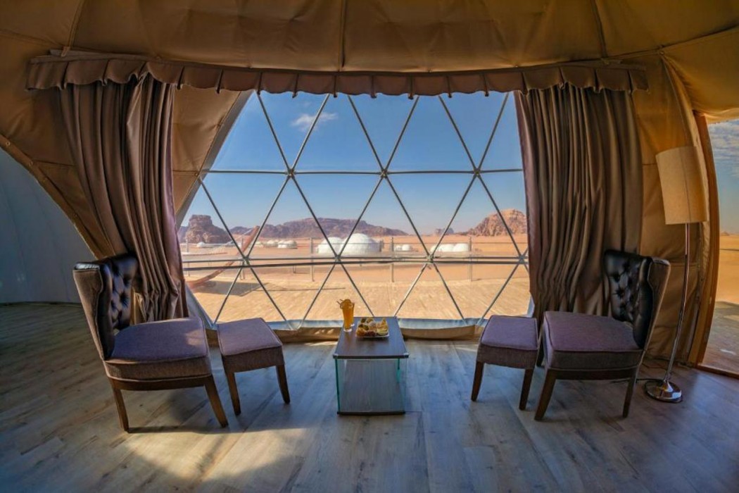 Wadi Rum UFO Luxotel 12/45
