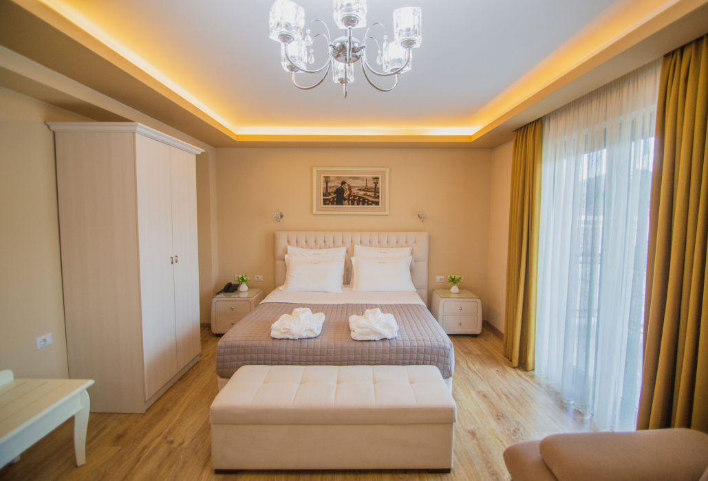 Christi's Hotel Borova 10/60