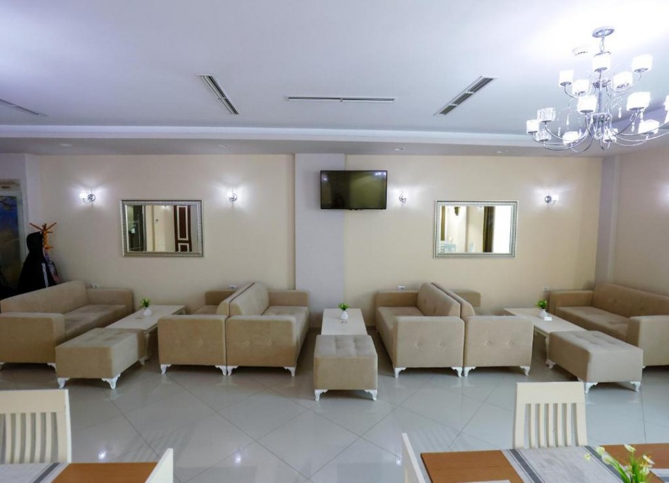 Christi's Hotel Borova 28/60
