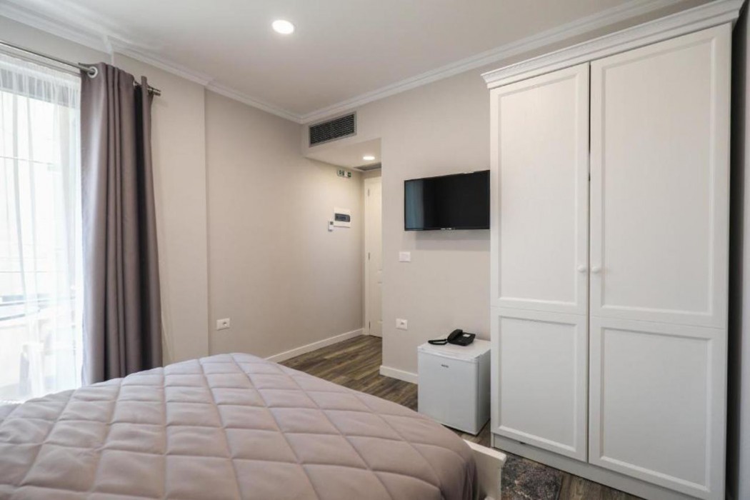 Hotel Peroni 8/9