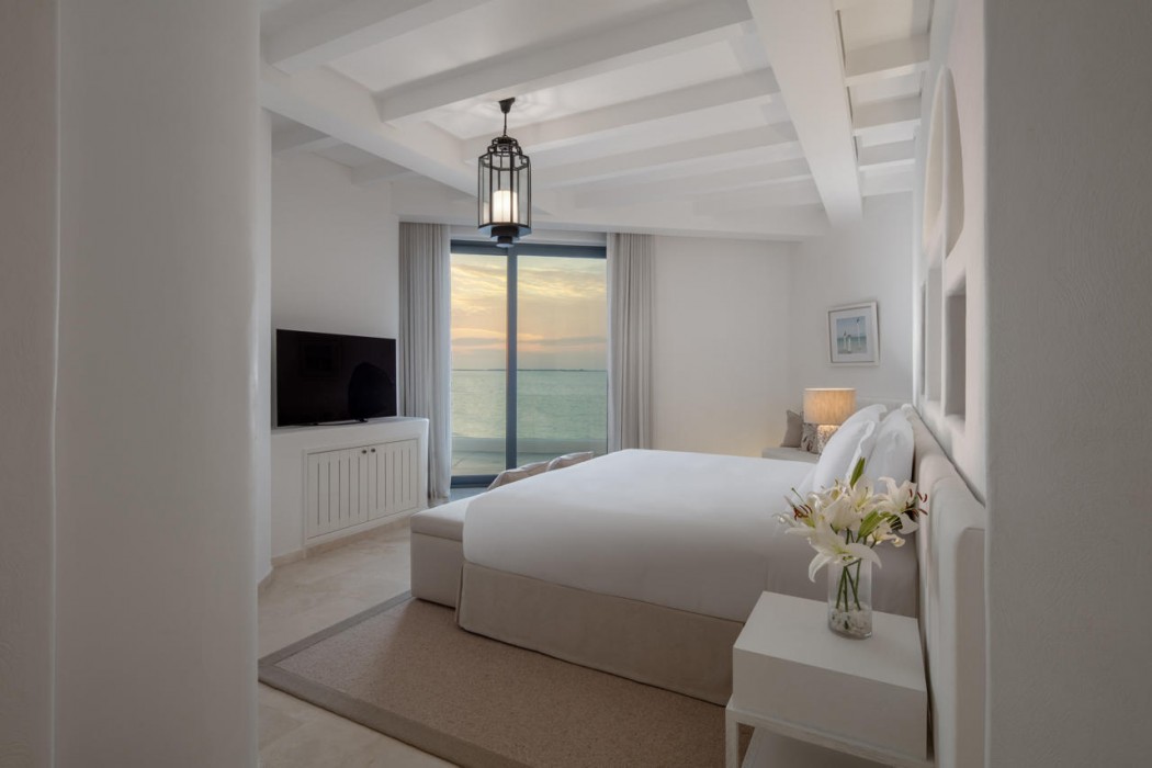 Anantara Retreat Santorini Abu Dhabi - Adults Only 24/71