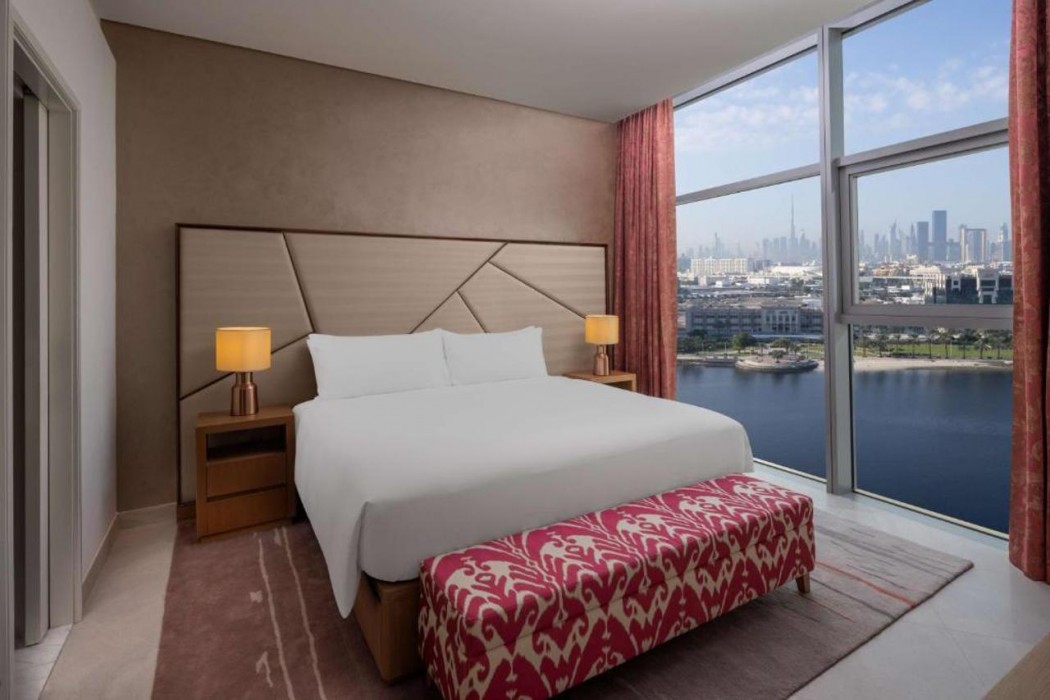 Hilton Dubai Creek Hotel & Residences 10/32